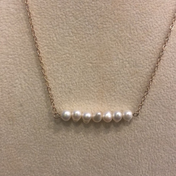 Simple Freshwater Pearl Bead Necklace-Boutique - Picture 2 of 2